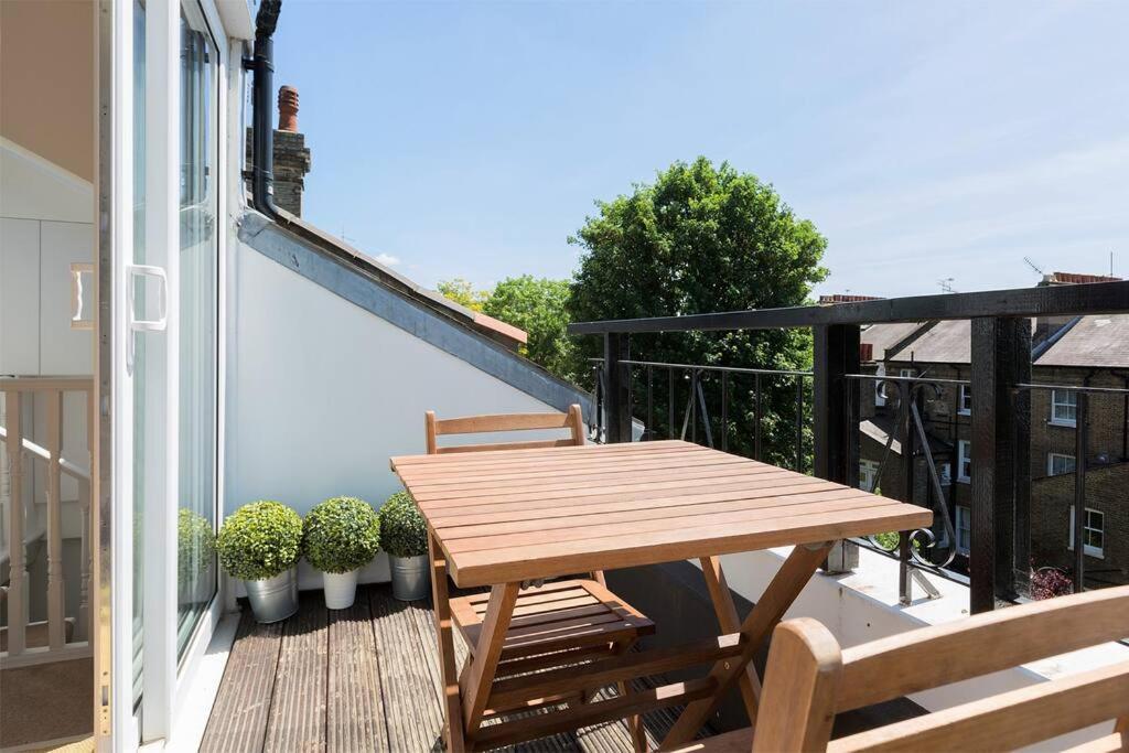 Spacious 3 Bedroom Flat With Terrace London Eksteriør billede