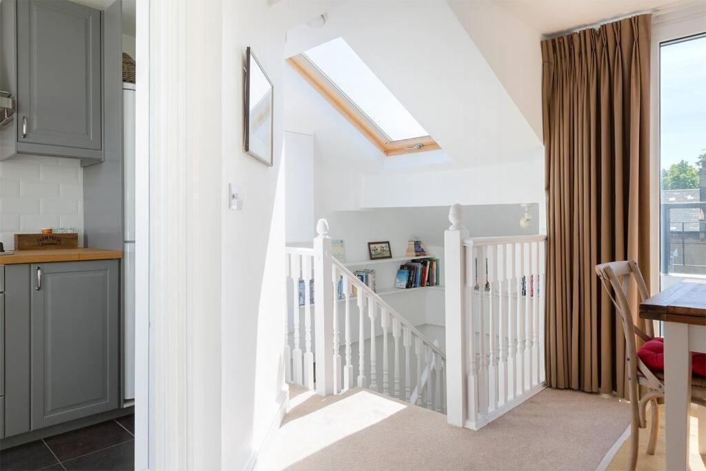 Spacious 3 Bedroom Flat With Terrace London Eksteriør billede